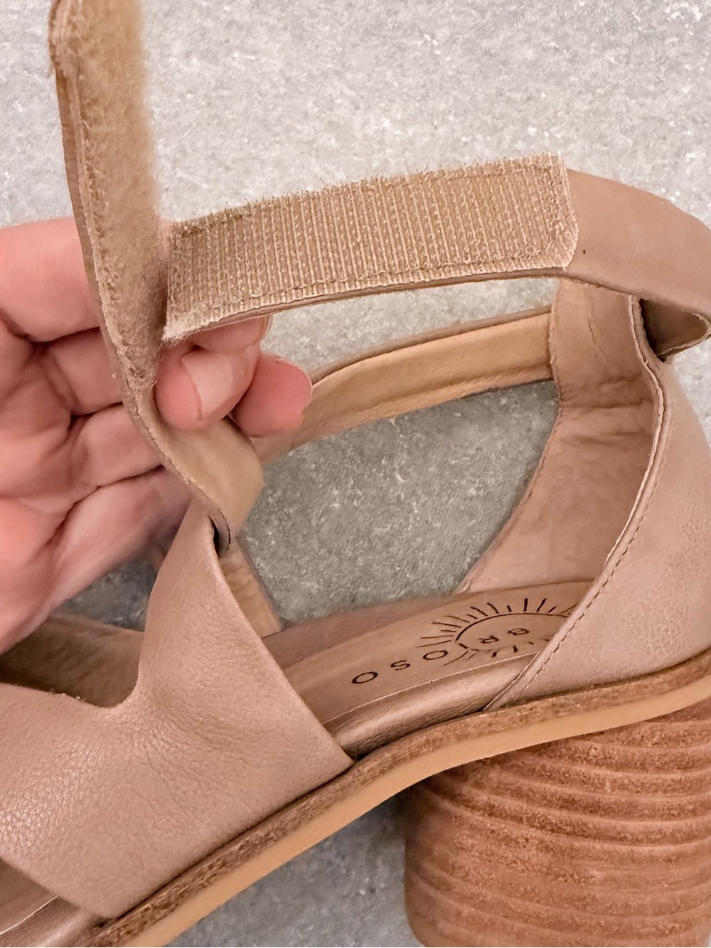Brioso Verandah Leather Block Heel Sandals Taupe Size 7 - Picture 5 of 12